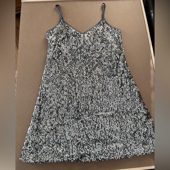 Gold Sequin Abercrombie & Fitch Dress, Size XS - Picture 3 of 7
